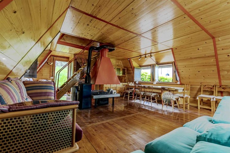 Zogno, introvabile chalet singolo con giardino privato Zogno