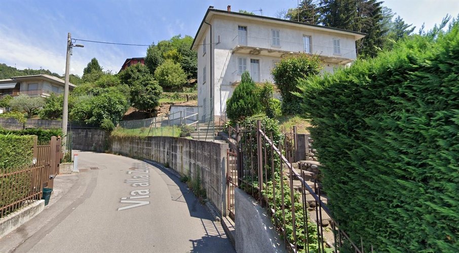 Casa Indipendente 9 locali - Rif. 247 Como