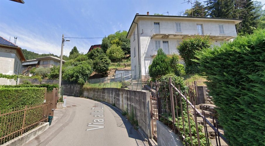 Casa Indipendente 9 locali - Rif. 247 Como