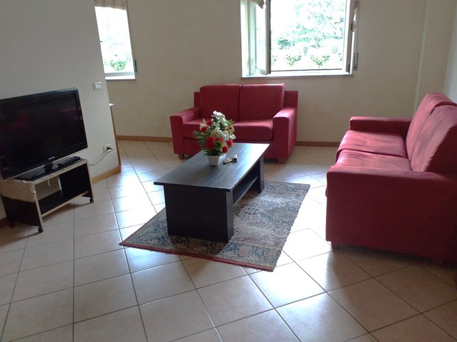 ZONA CENTRALE E SERVITA!