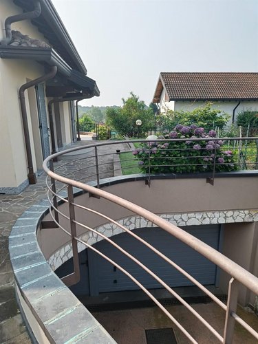 Villa 6 locali - Rif. 245 Montano Lucino