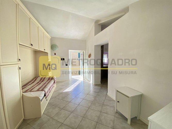 Civate (LC), zona chiesa, proponiamo in vendita un monolocale ristrutturato Civate