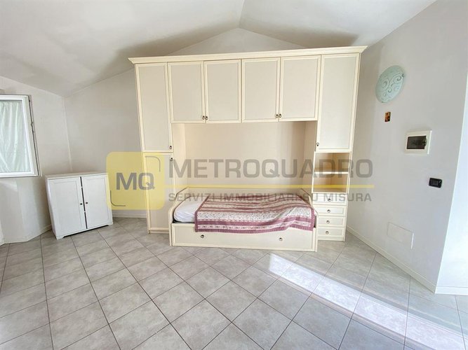 Civate (LC), zona chiesa, proponiamo in vendita un monolocale ristrutturato Civate