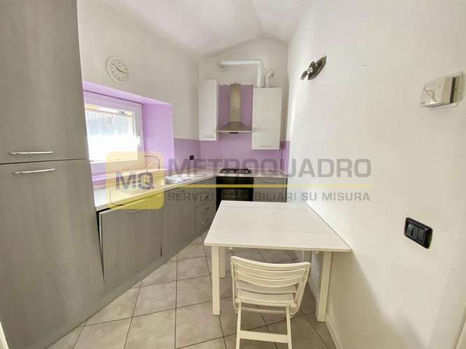 Civate (LC), zona chiesa, proponiamo in vendita un monolocale ristrutturato Civate