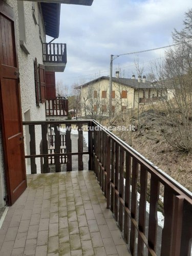 POSIZIONE PANORAMICA E SOLEGGIATA! Zogno