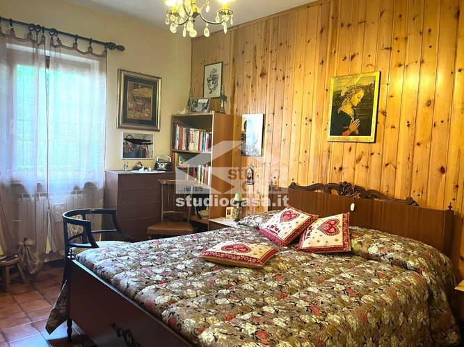 A DUE PASSI DAL CENTRO! Costa Serina