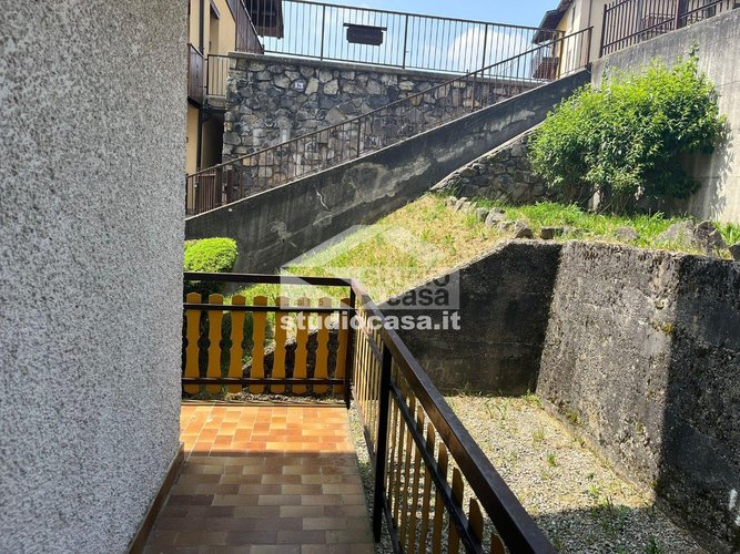 A DUE PASSI DAL CENTRO! Costa Serina