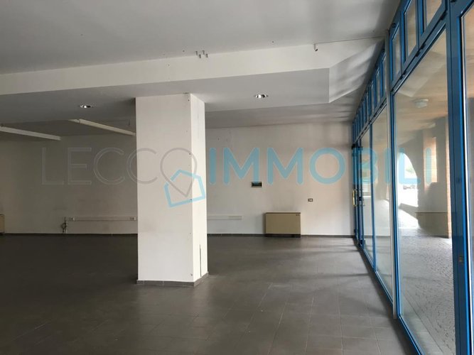 NEGOZIO VIA OSLAVIA 4 Lecco