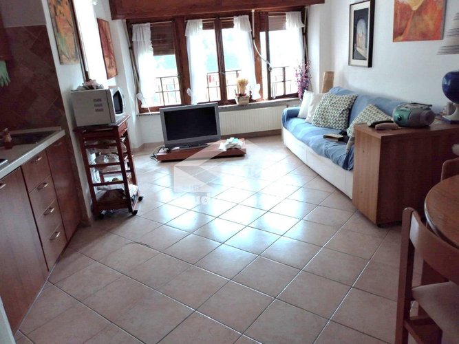 CONTESTO SIGNORILE! Roncobello