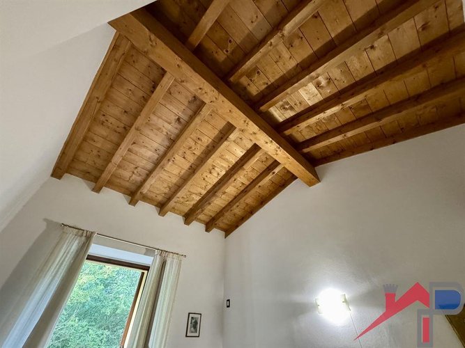 Caprino S. Antonio Bilocale Mansardato Caprino Bergamasco