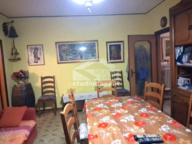 BACIATA DAL SOLE! Taleggio