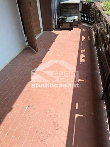 BACIATA DAL SOLE! Taleggio