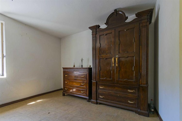 Costa Serina abitabile singola casa d’epoca con corte esclusiva Costa Serina