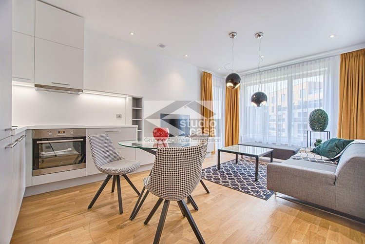 LA TUA VILLA PER SEMPRE — ELEGANZA, TECNOLOGIA E SPAZI DA VIVERE Spirano