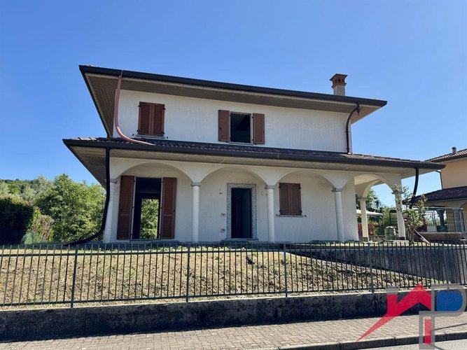 Villa singola Al rustico Monte Marenzo