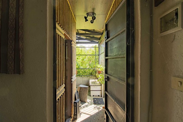 Serina frazione Corone, rustico indipendente con giardino Serina