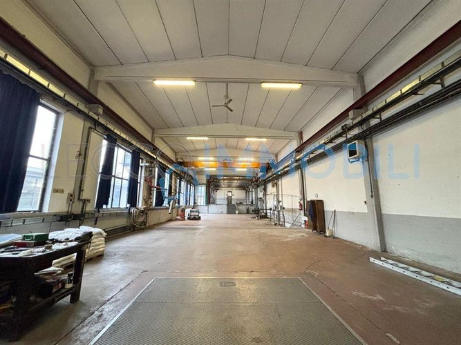 CAPANNONE LAGO 2 Lecco