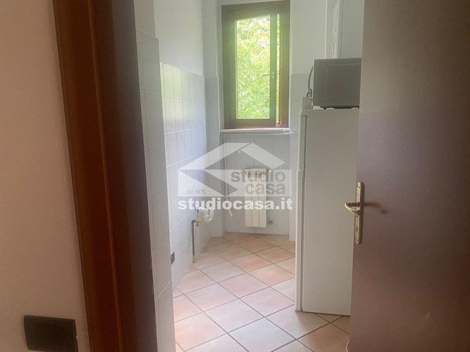 CENTRALE E SERVITA!!! Lenna