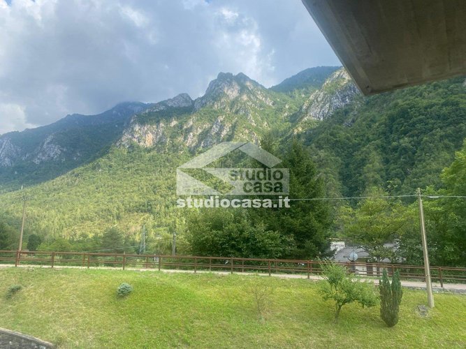 CENTRALE E SERVITA!!! Lenna