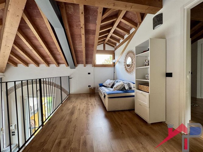 Brivio panoramico appartamento vista fiume Brivio