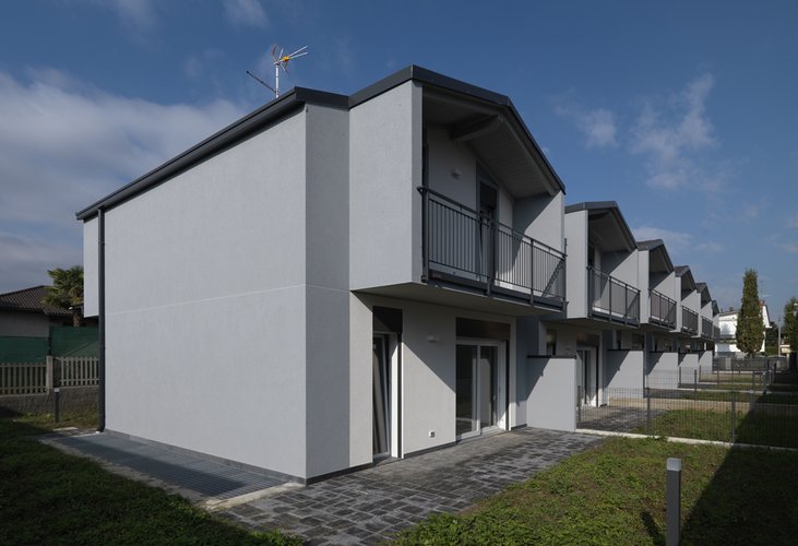 Villetta a Schiera in Rovellasca Rovellasca