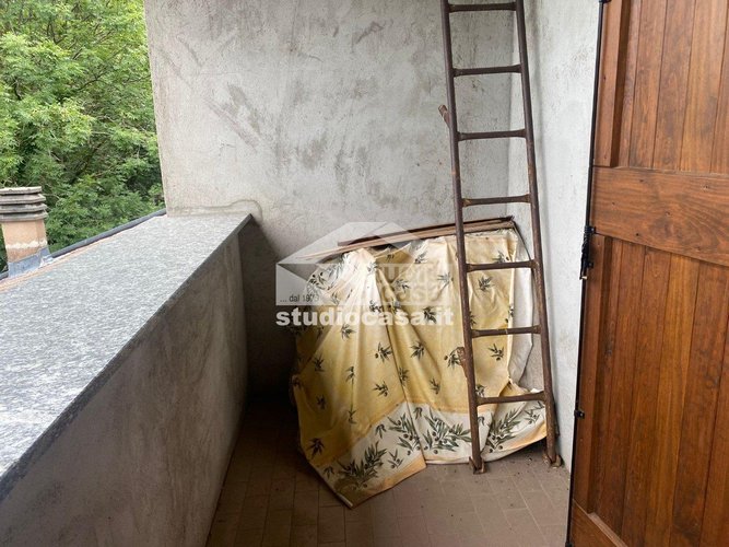 IMMERSA NEL VERDE! Brumano