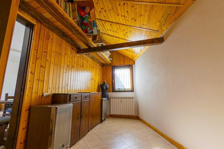 Oltre il Colle, luminoso e panoramico trilocale con terrazzo solarium Oltre il Colle