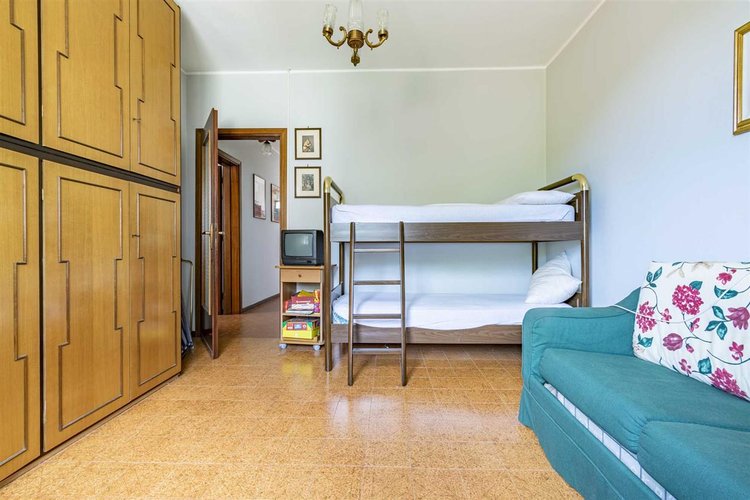 Berbenno, immersa nel verde, villa singola con terreno Berbenno