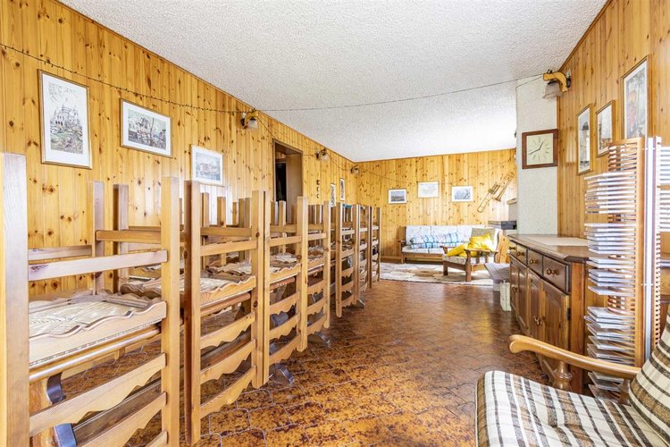 Berbenno, immersa nel verde, villa singola con terreno Berbenno