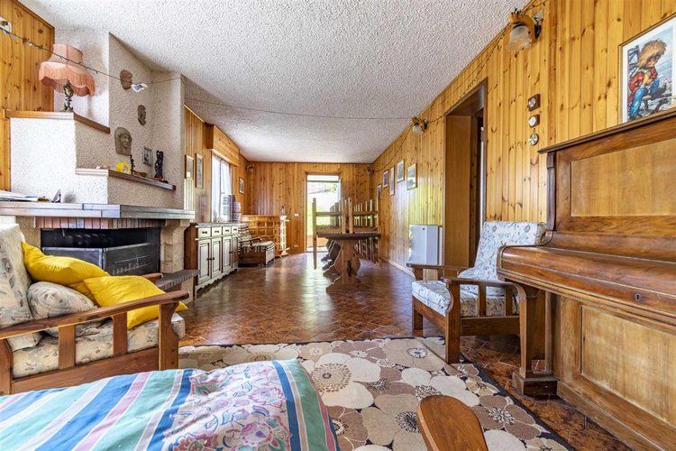 Berbenno, immersa nel verde, villa singola con terreno Berbenno