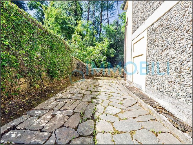 APPARTAMENTO STORIA MODERNA Lecco