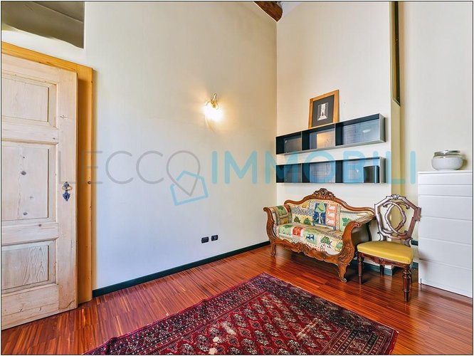 APPARTAMENTO STORIA MODERNA Lecco