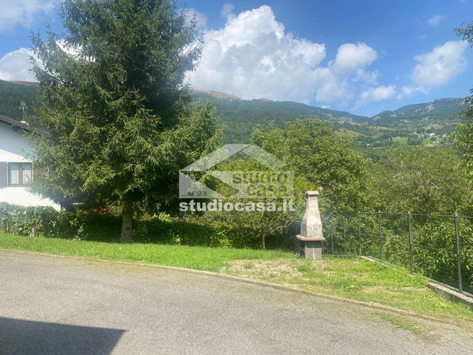 IMMERSA NEL VERDE! Brumano