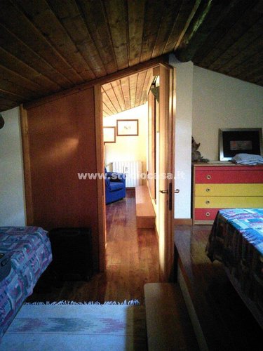 INTROVABILE VILLA SINGOLA! Costa Serina