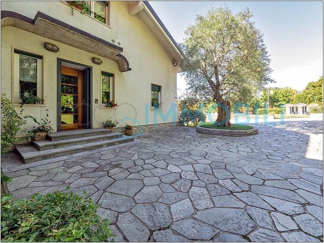 ELEGANZA VISTA LAGO Oggiono