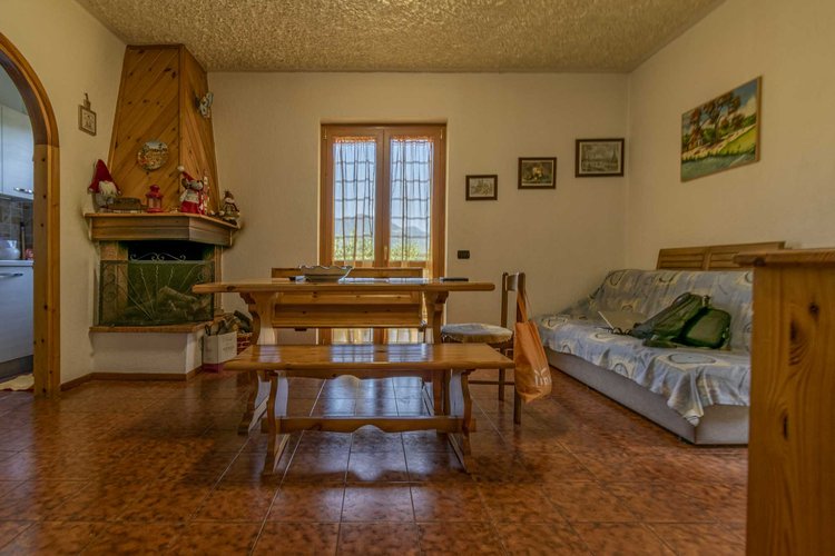 Algua Pagliaro, in villetta bifamiliare, ottimo trilocale con giardino e ampio terrazzo Algua