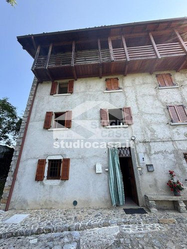 IN POSIZIONE SOLEGGIATA E TRANQUILLA! Val Brembilla