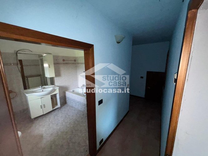 IN POSIZIONE SOLEGGIATA E TRANQUILLA! Val Brembilla