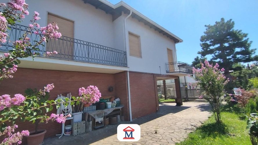 Casa indipendente Mozzo