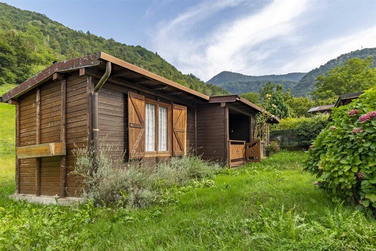 Zogno Poscante, favolosa villa singola stile chalet con terreno Zogno