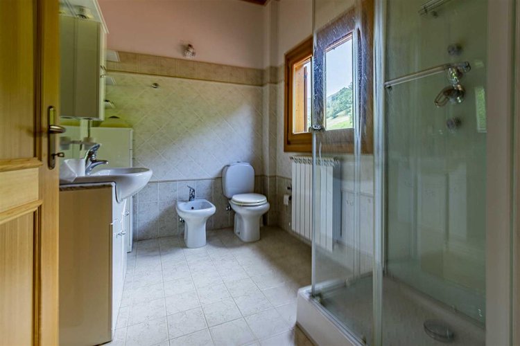 Zogno Poscante, favolosa villa singola stile chalet con terreno Zogno