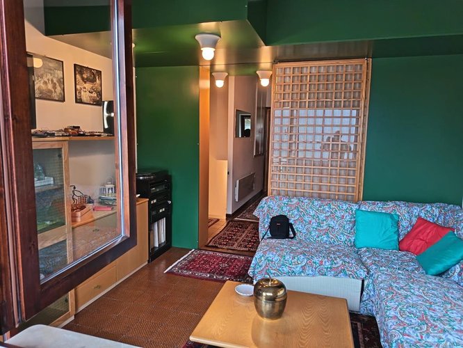 Oltre il Colle, panoramico bilocale balconato con camino e box auto Oltre il Colle