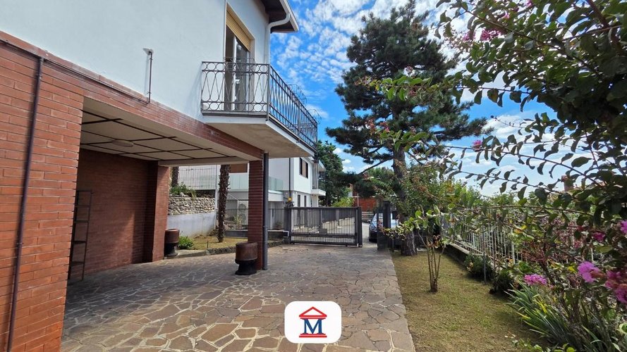 Casa indipendente Mozzo