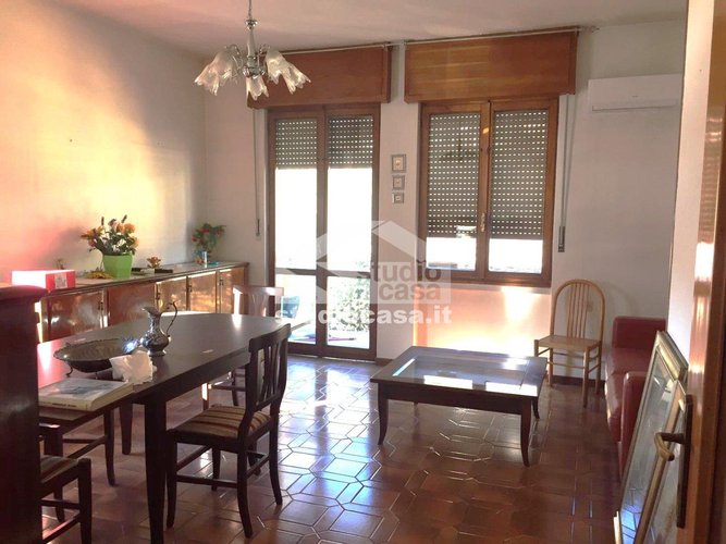 PANORAMICO E BEN SERVITO!!