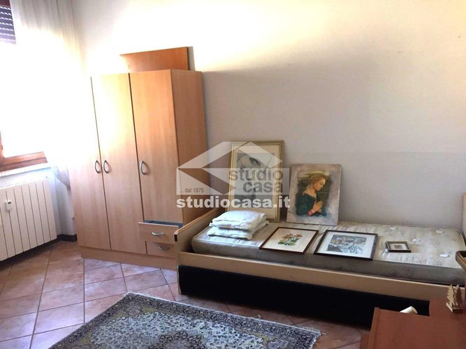 PANORAMICO E BEN SERVITO!! Zogno