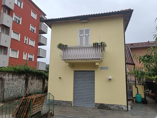 Immobile Commerciale 5 locali - Rif. 136