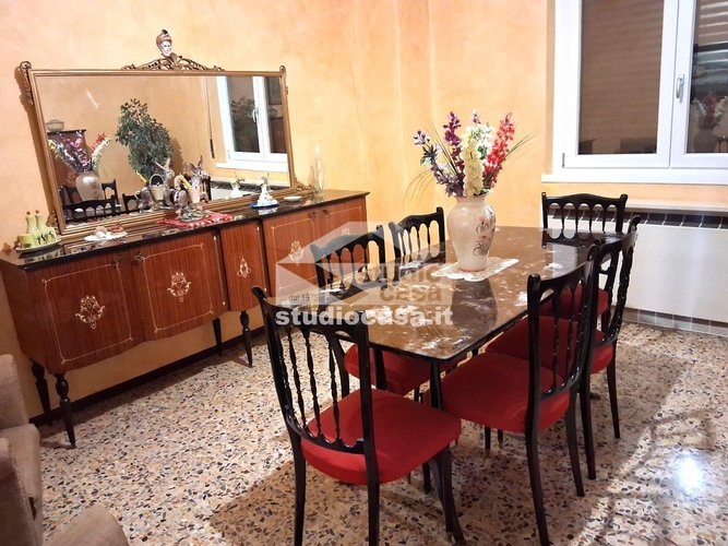 IN CASETTA BIFAMILIARE! Zogno