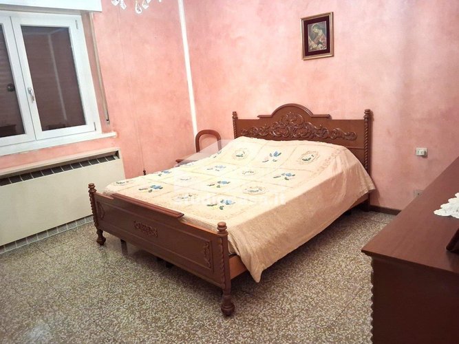 IN CASETTA BIFAMILIARE! Zogno