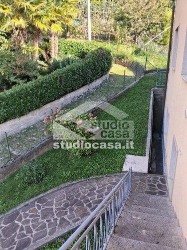 IN CASETTA BIFAMILIARE! Zogno