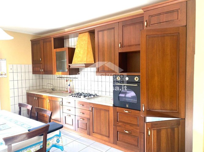 CASETTA BIFAMILIARE! Sedrina